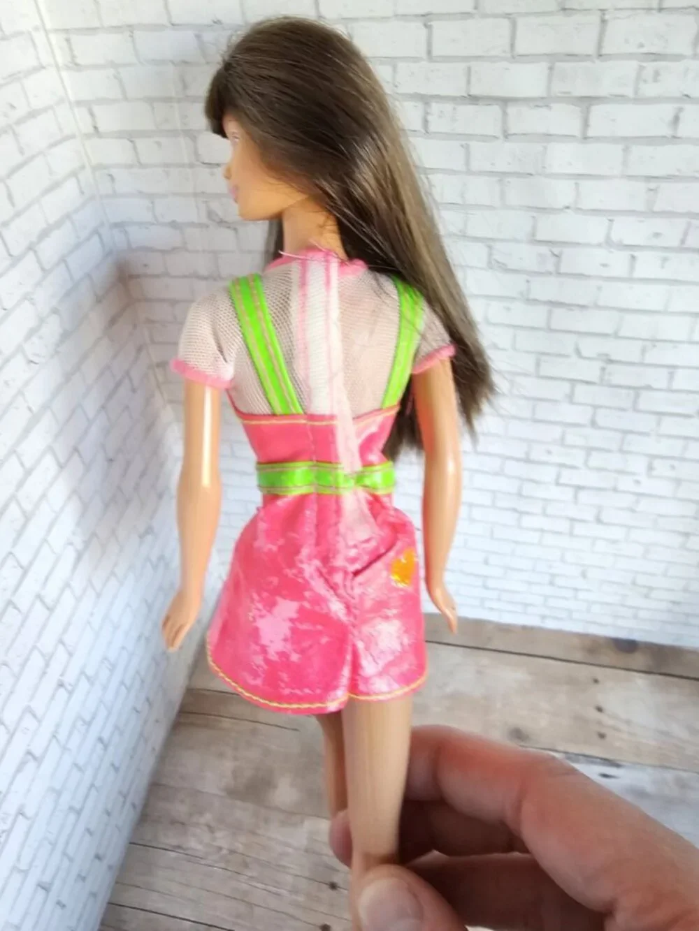 Mattel Barbie Sticker Craze Doll Early 2000s Brunette Pink Dress Y2K Blue Eyes